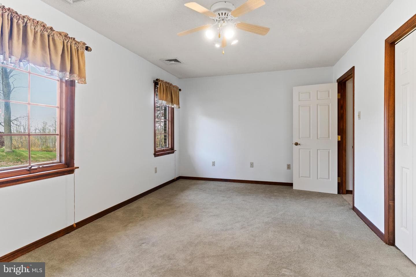 255 Hickory Road photo 25