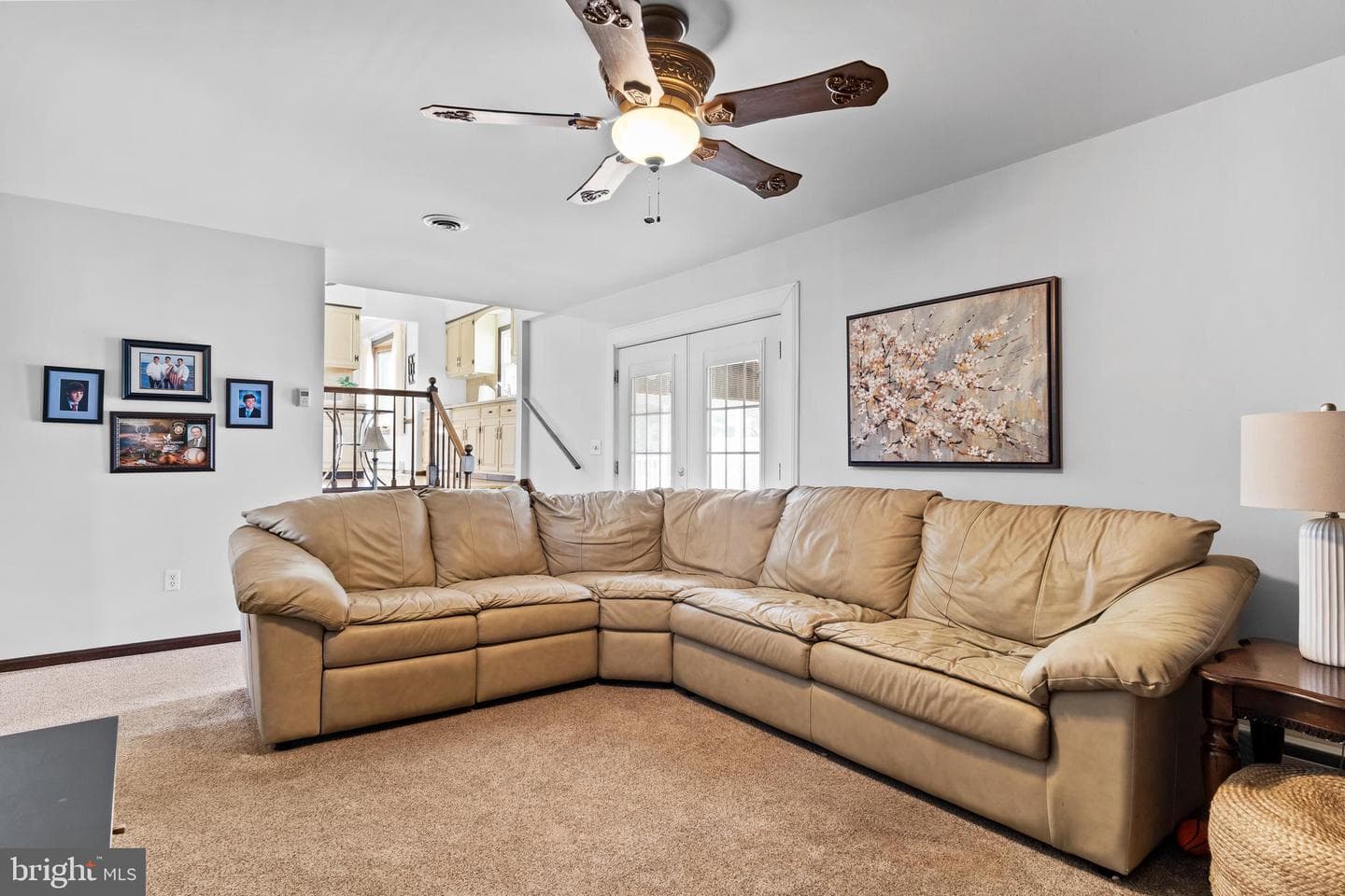 924 Forbes Road photo 13