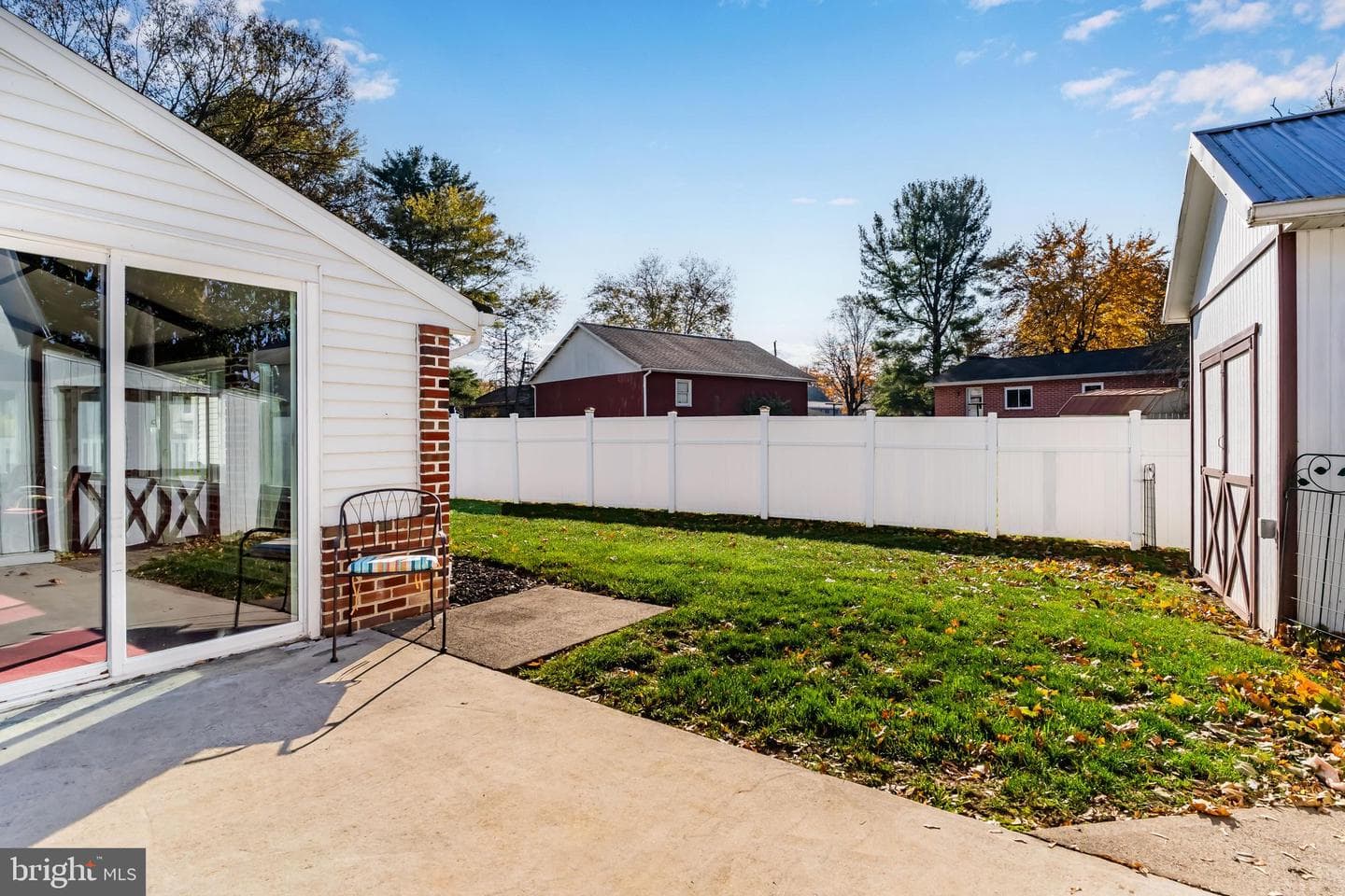 924 Forbes Road photo 29