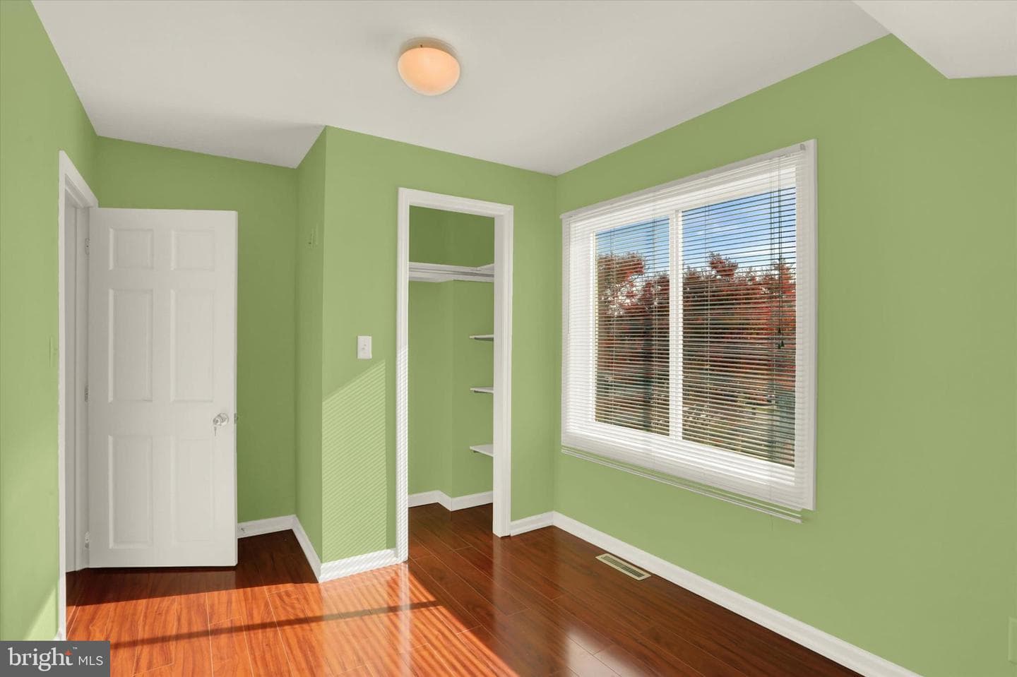 132 Hummel Avenue photo 23