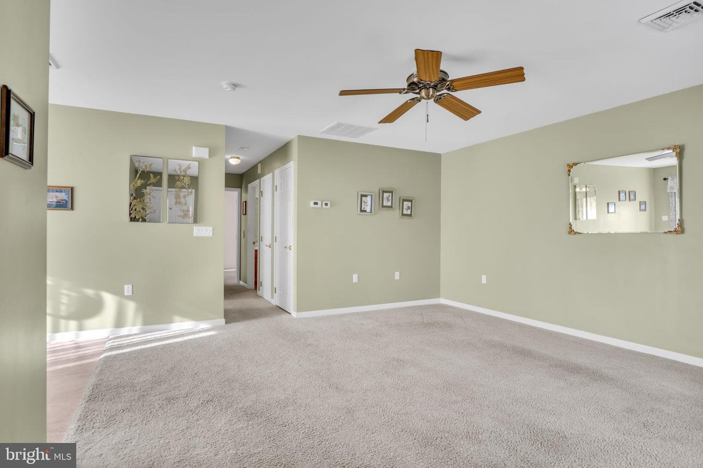 3 Mel-Ron Court photo 15