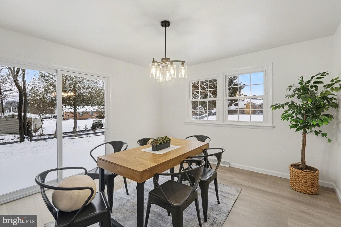 1006 Sheffield Avenue photo 10