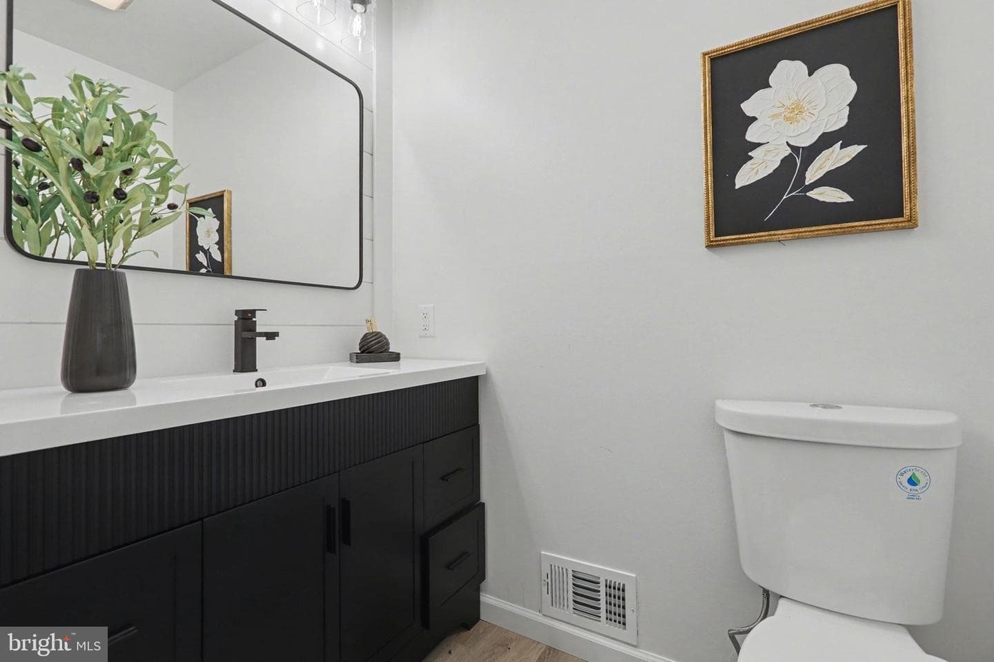 1006 Sheffield Avenue photo 15