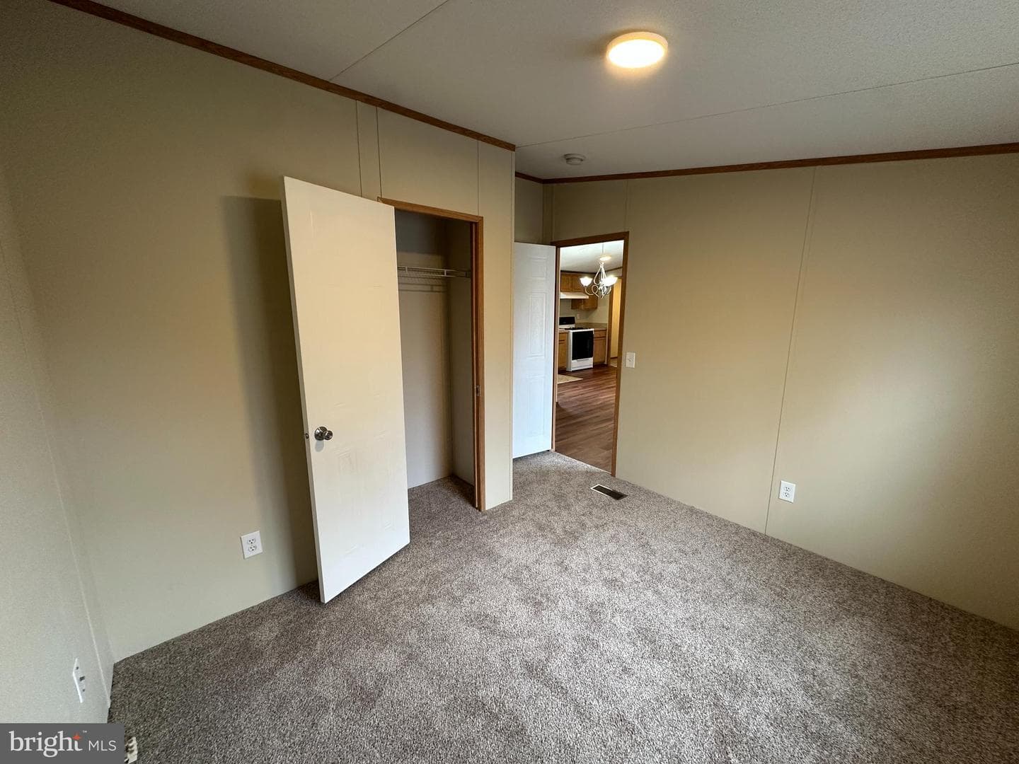 52 Lori Circle photo 16