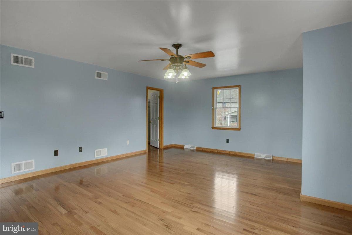 409 William Drive photo 50