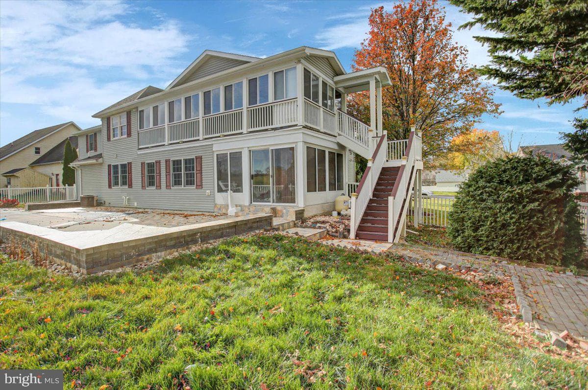 409 William Drive photo 64