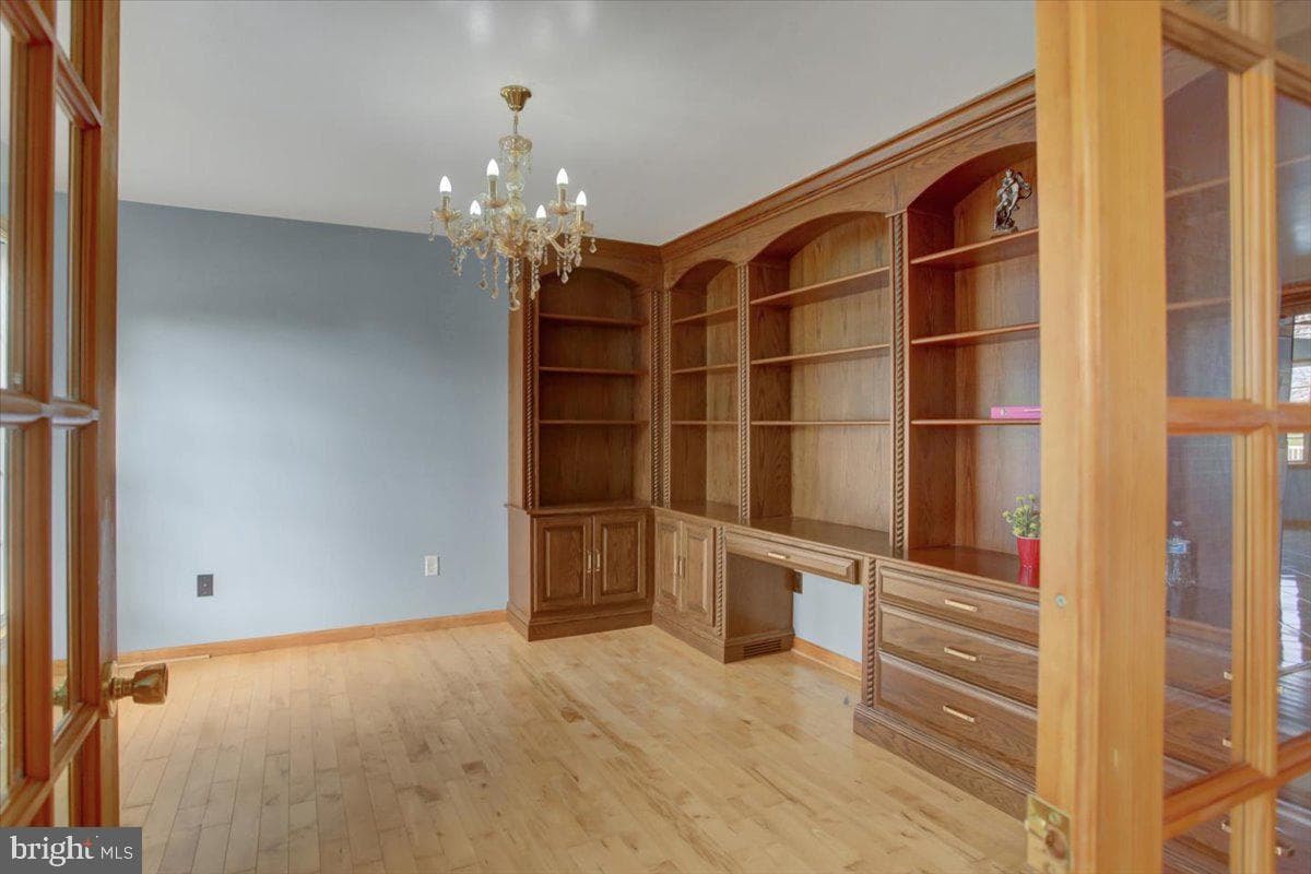 409 William Drive photo 8