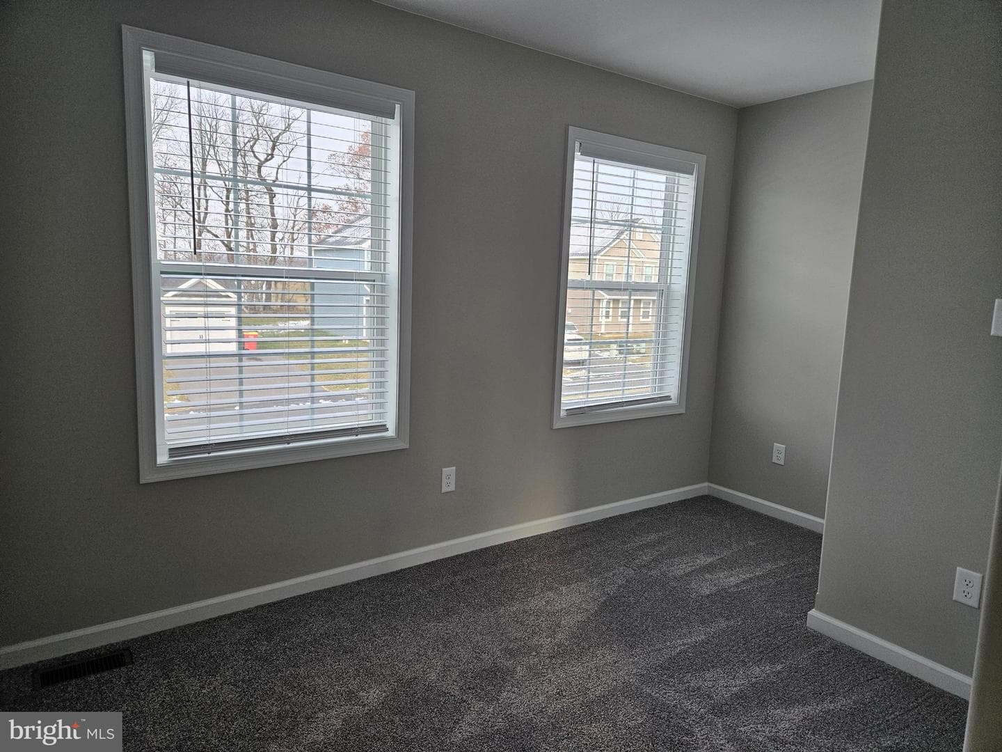 233 Woodridge Drive photo 13