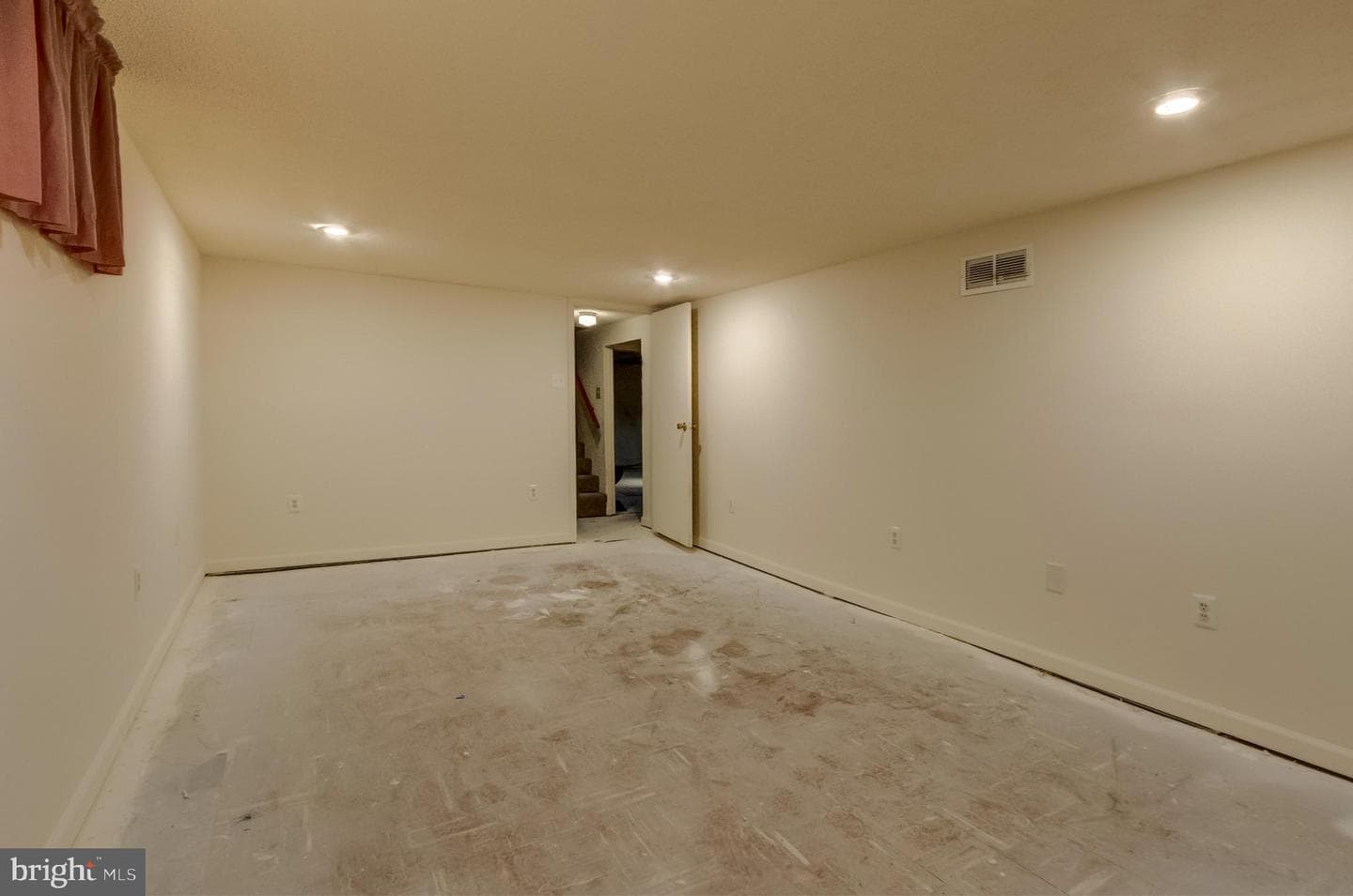 1950 Reservoir Drive photo 29