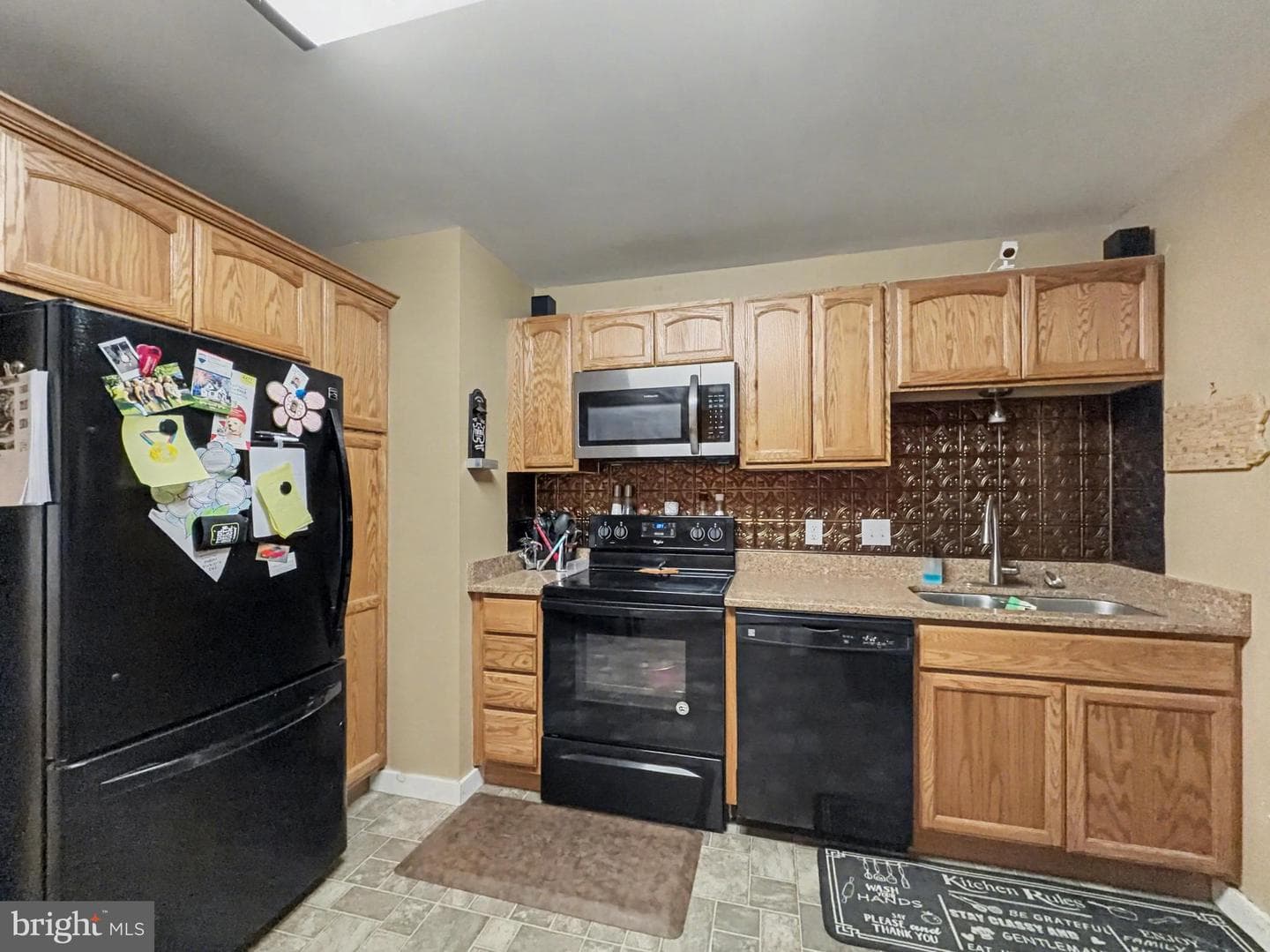 60 Oliver Road photo 5