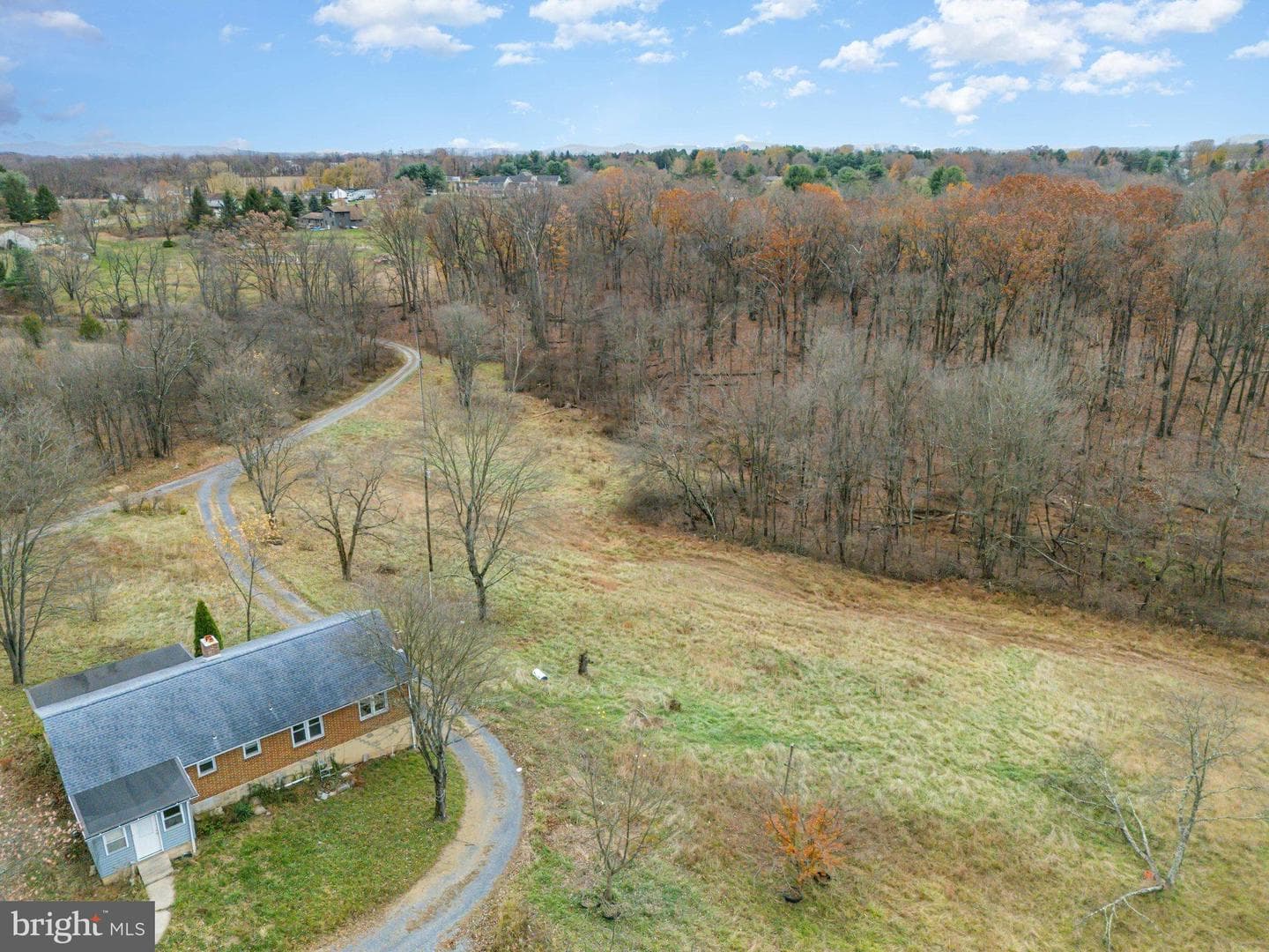 93 Beard Road photo 27