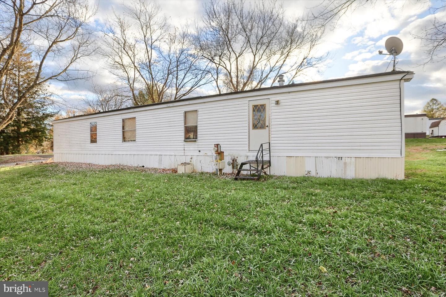 21 Walnut Lane photo 23