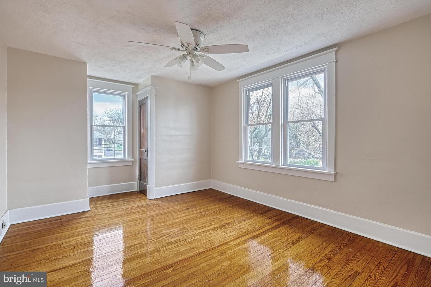 1817 Elm Street photo 19