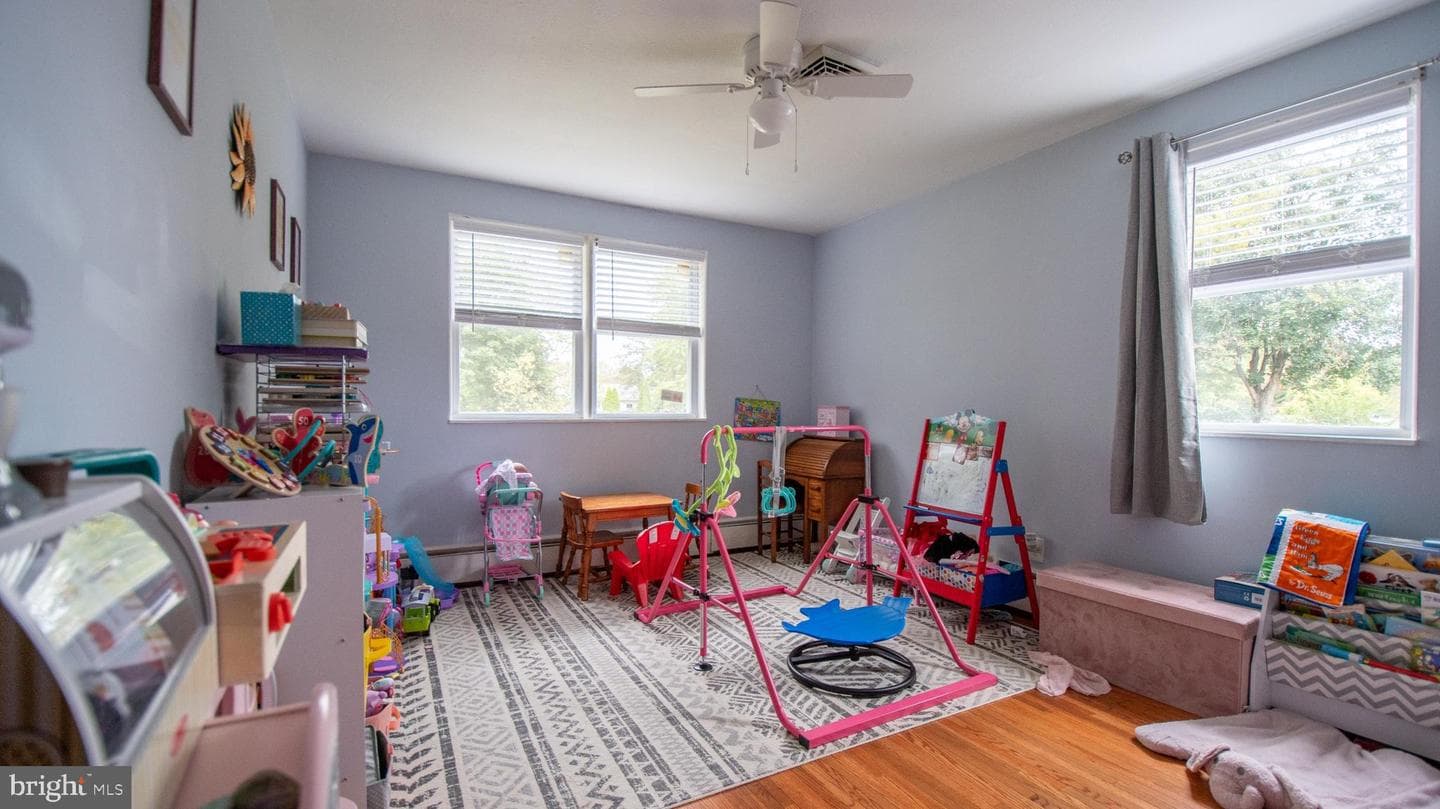 922 Hamilton Street photo 26