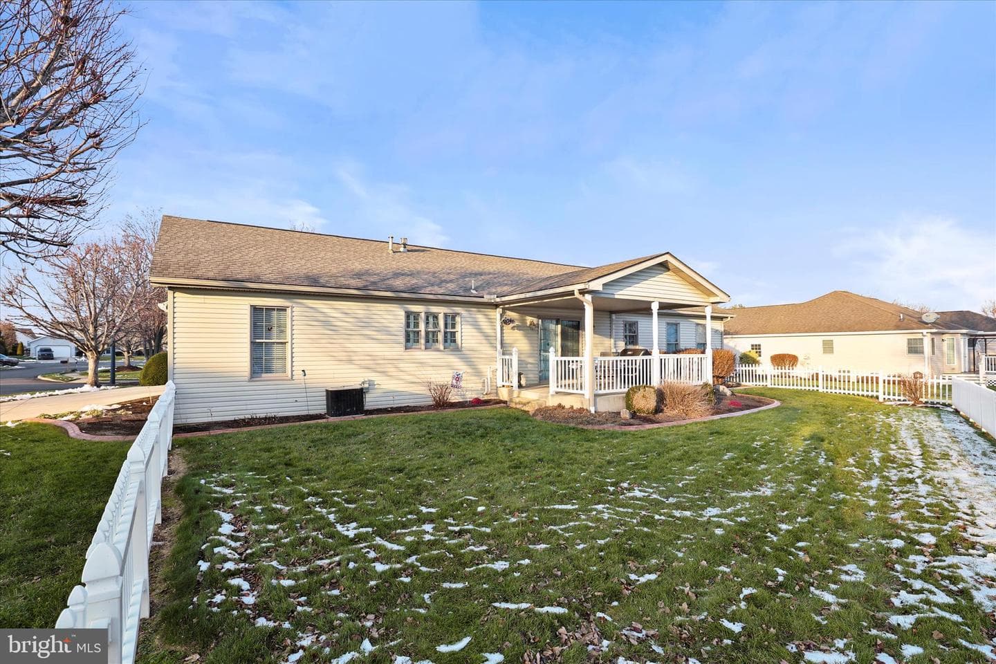 27 Kower Ct photo 31