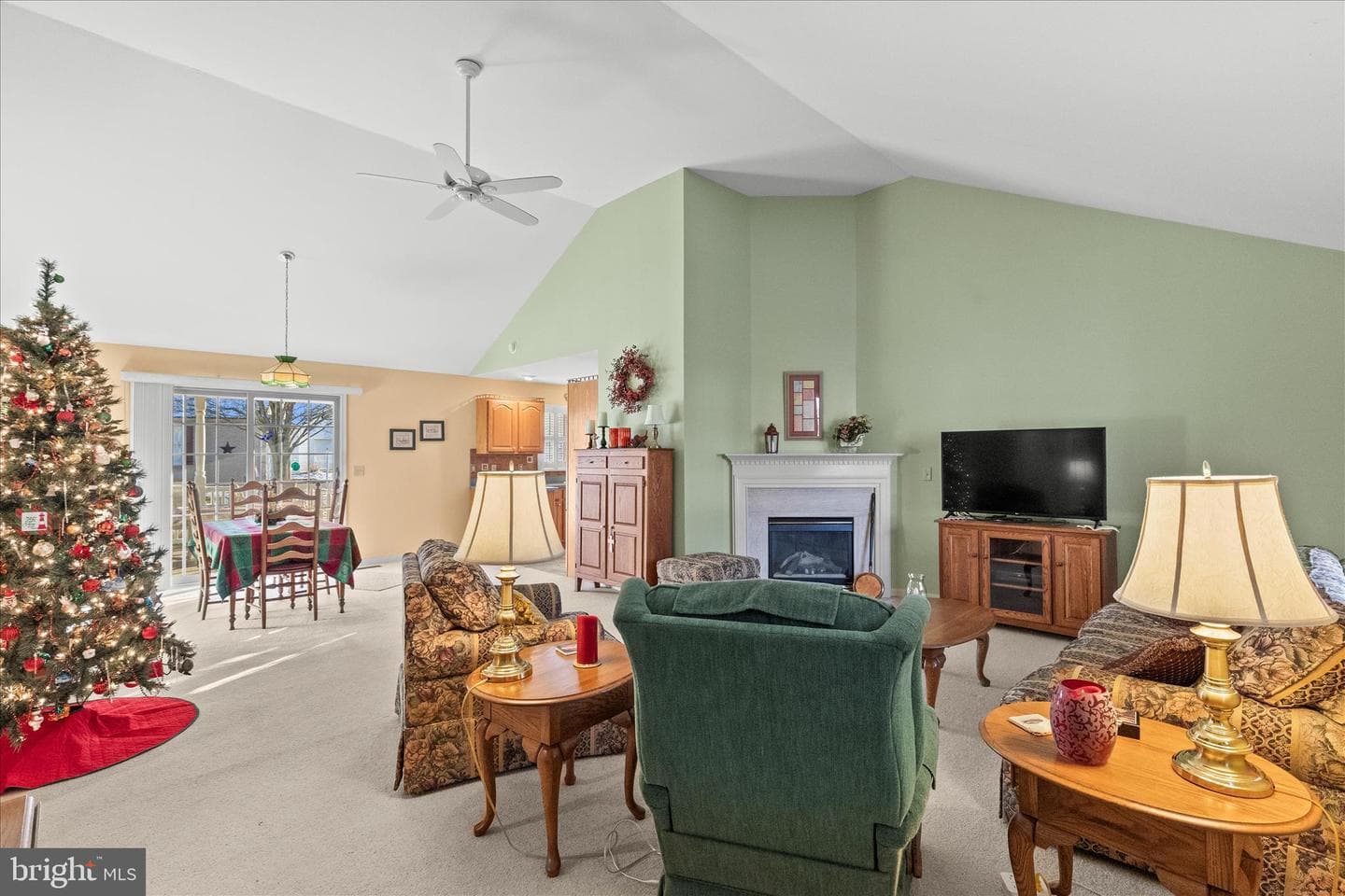 27 Kower Ct photo 6