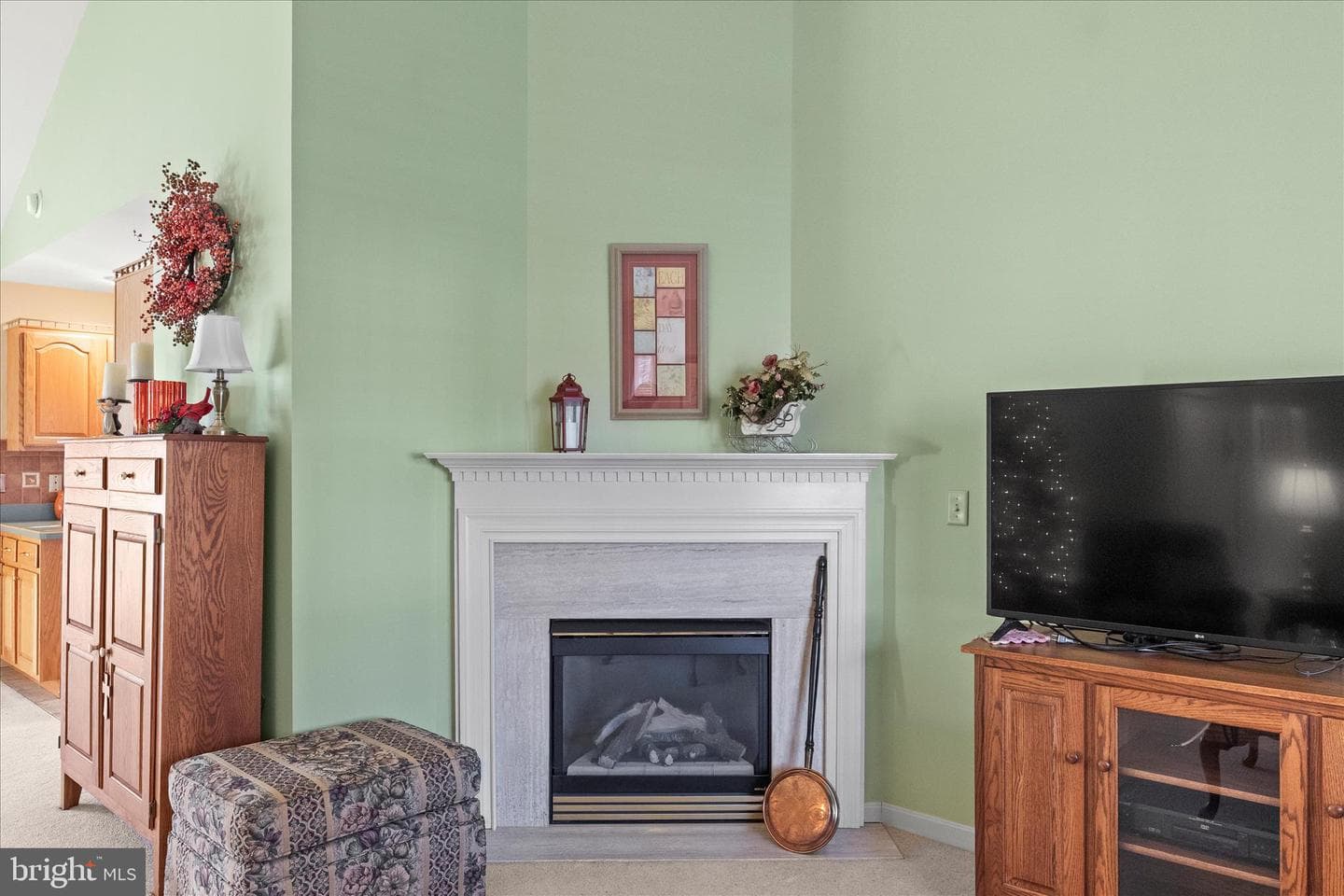 27 Kower Ct photo 9