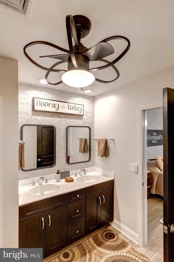 1327 Carnegie Way photo 23