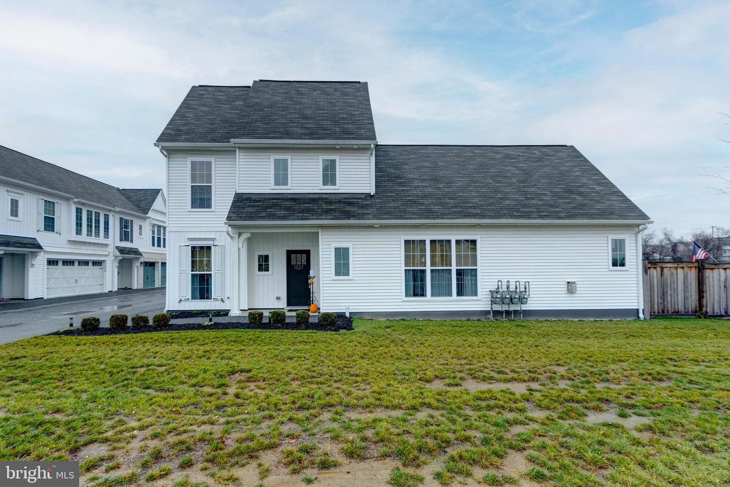1327 Carnegie Way photo 36