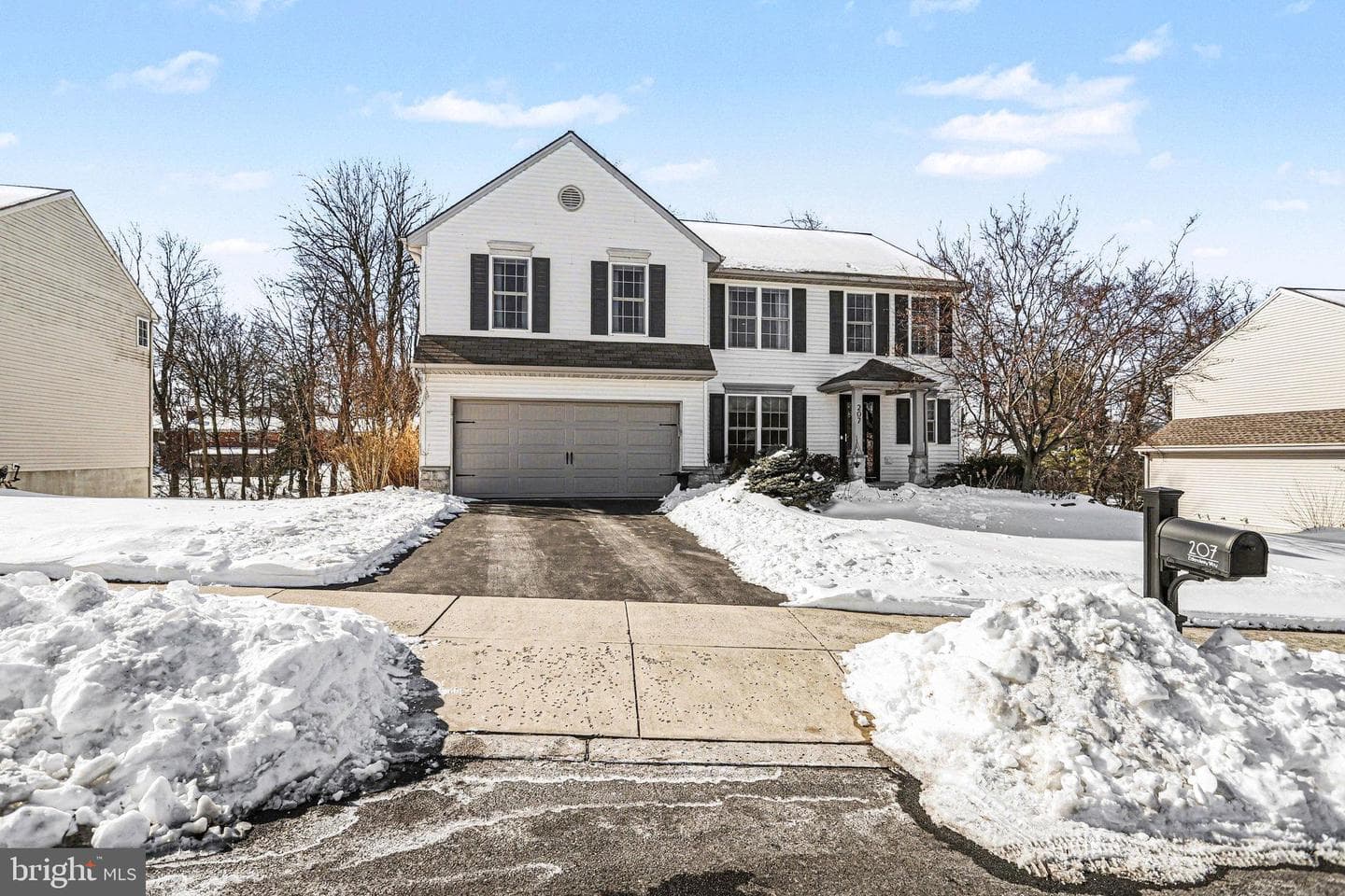 207 Edenderry Way photo 3