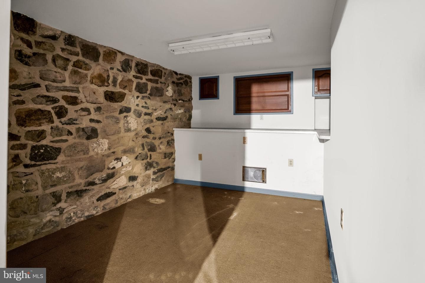 1602 Spring Road photo 28
