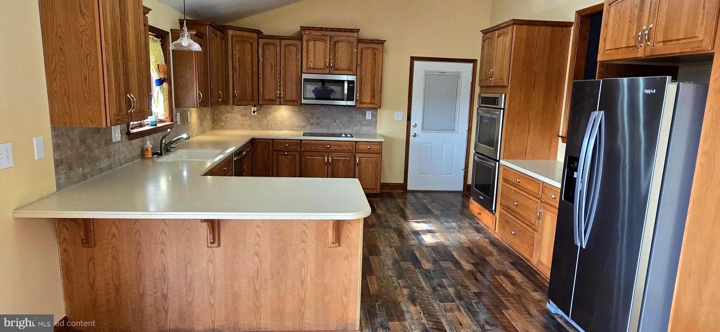 6859 Wertzville Road photo 18