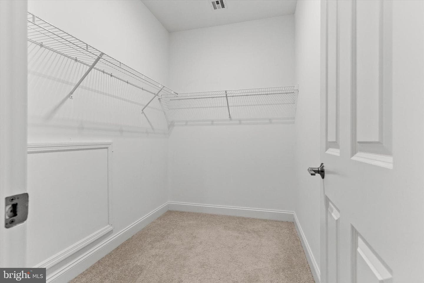 1304 Innox Rd photo 25