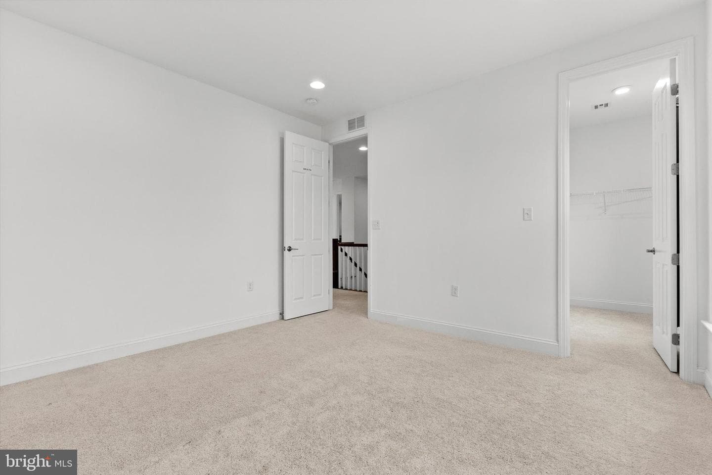 1304 Innox Rd photo 32