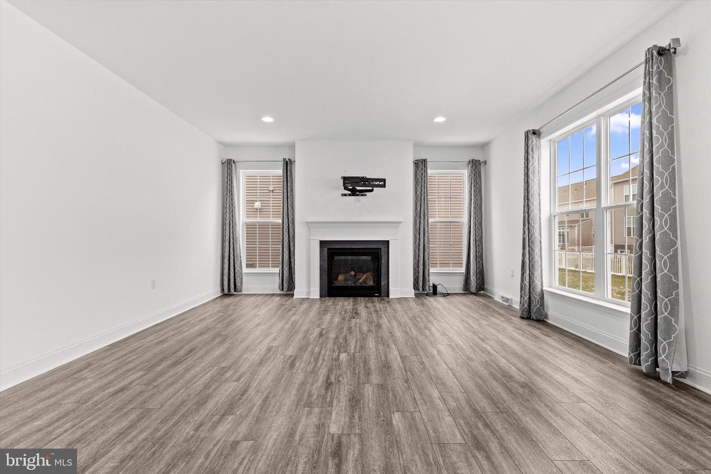 1304 Innox Rd photo 9