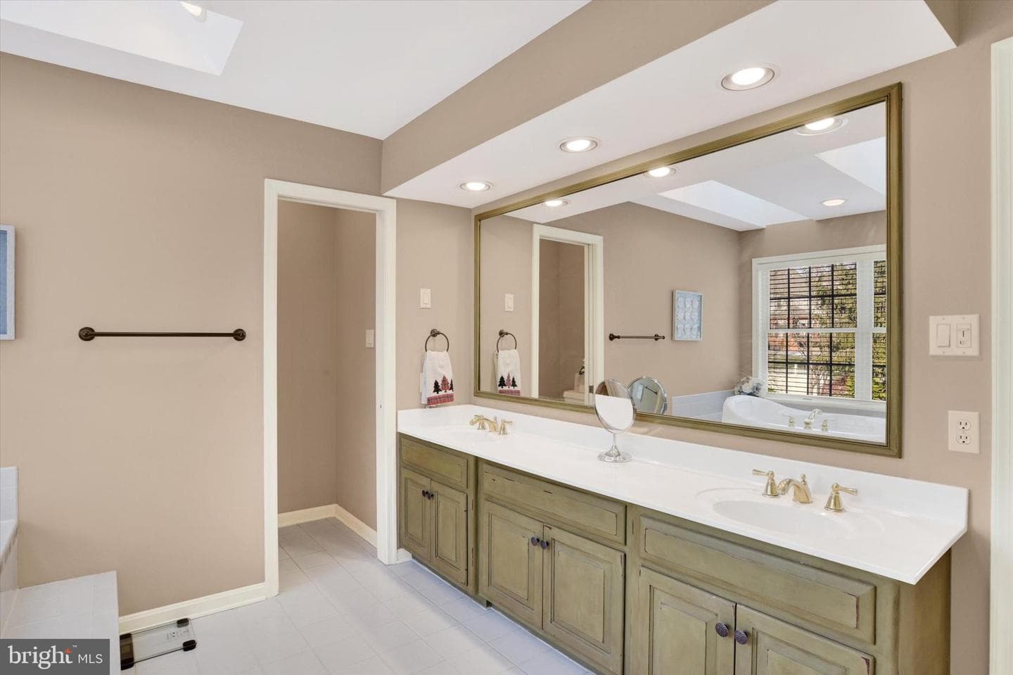 1803 Silver Pine Circle photo 33
