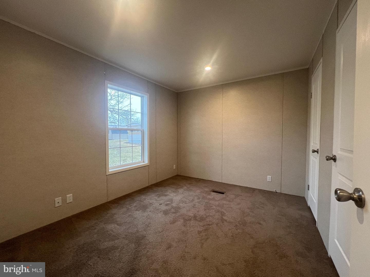 415 Wren Court photo 16