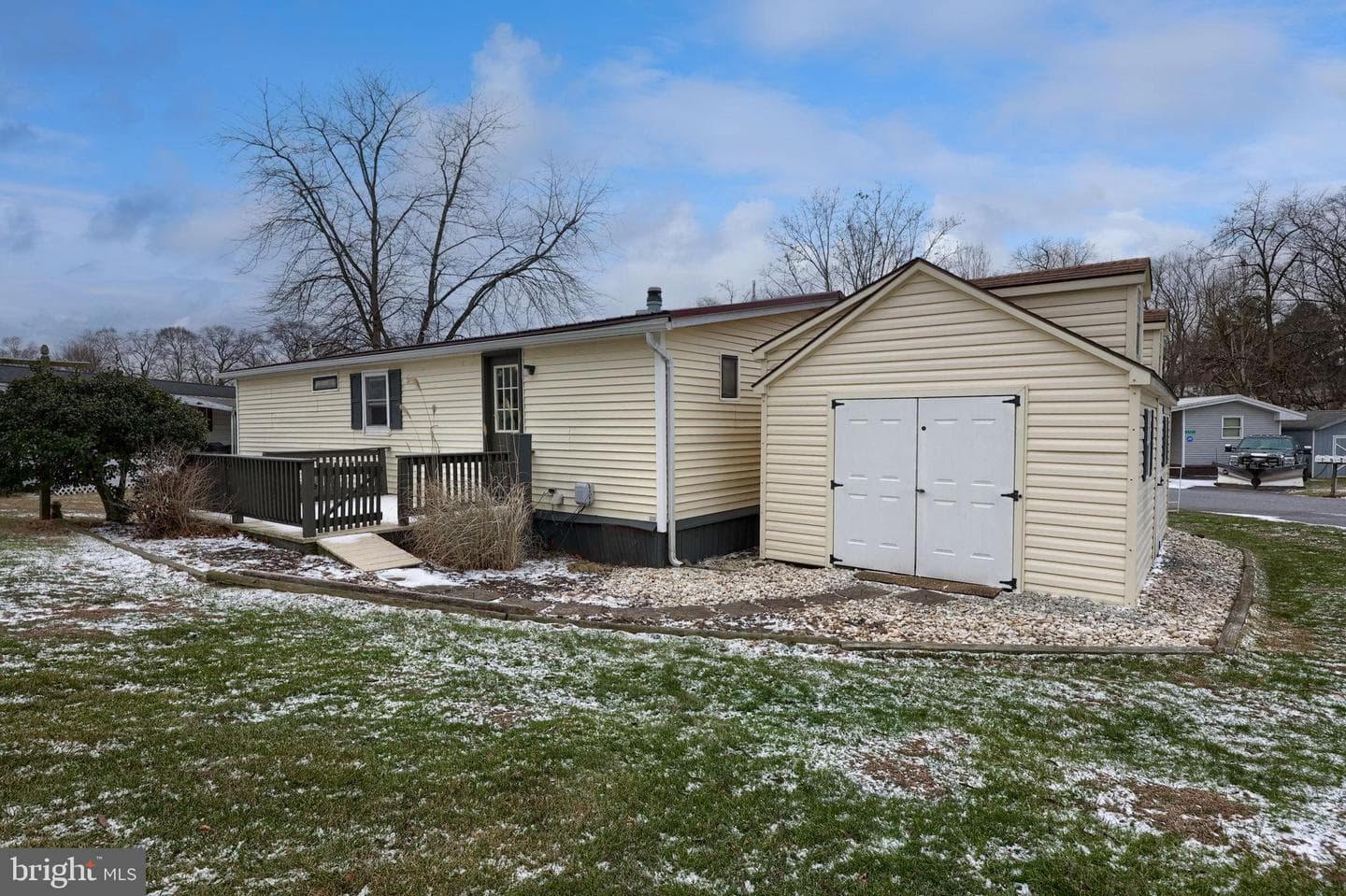 6024 Mockingbird Drive photo 8