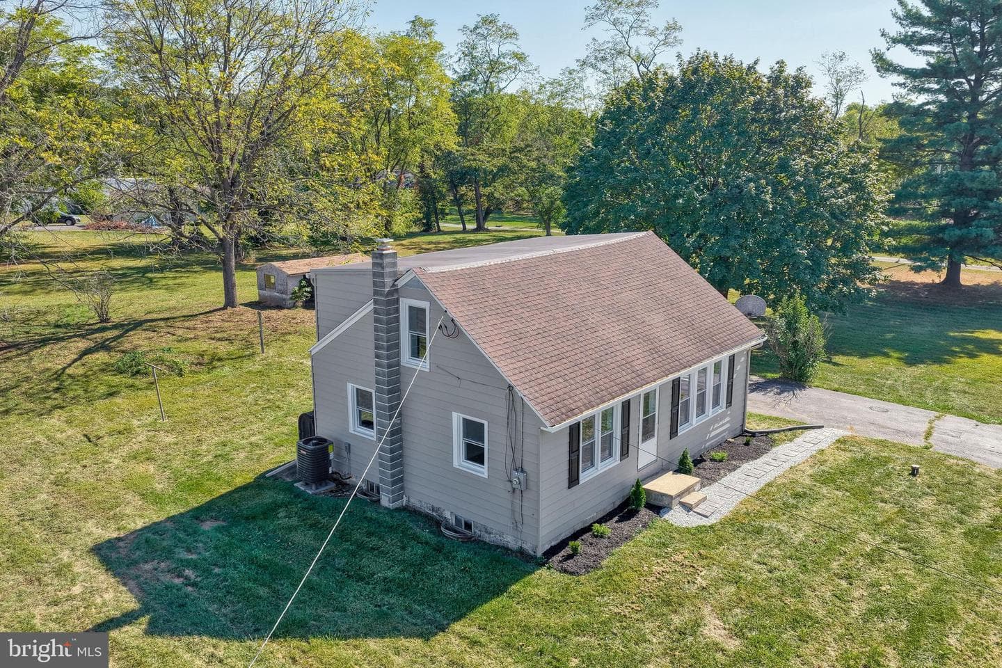 455 Petersburg Road photo 15