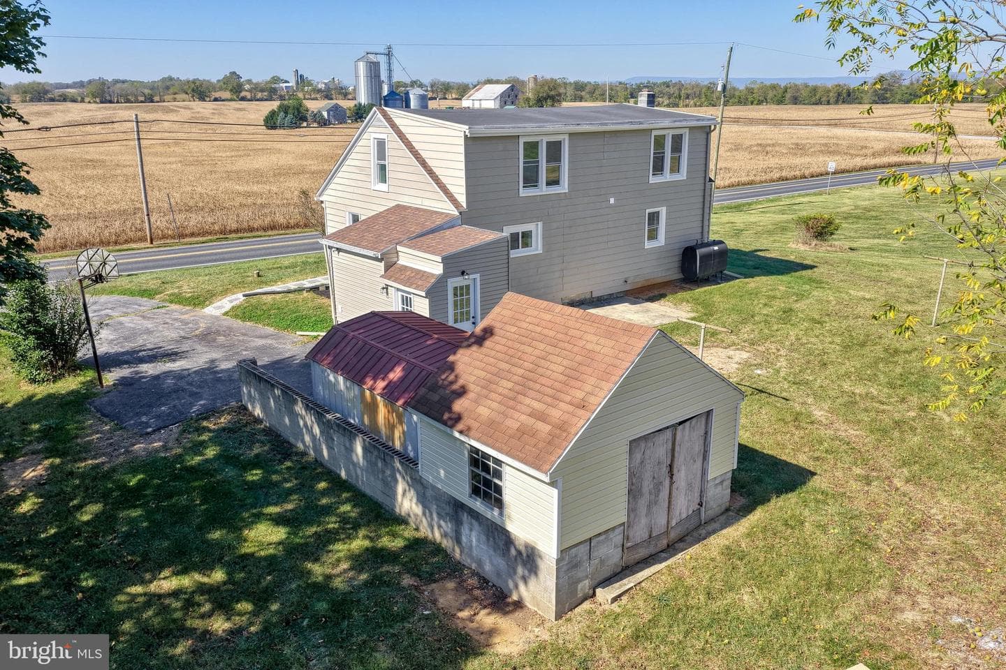 455 Petersburg Road photo 17