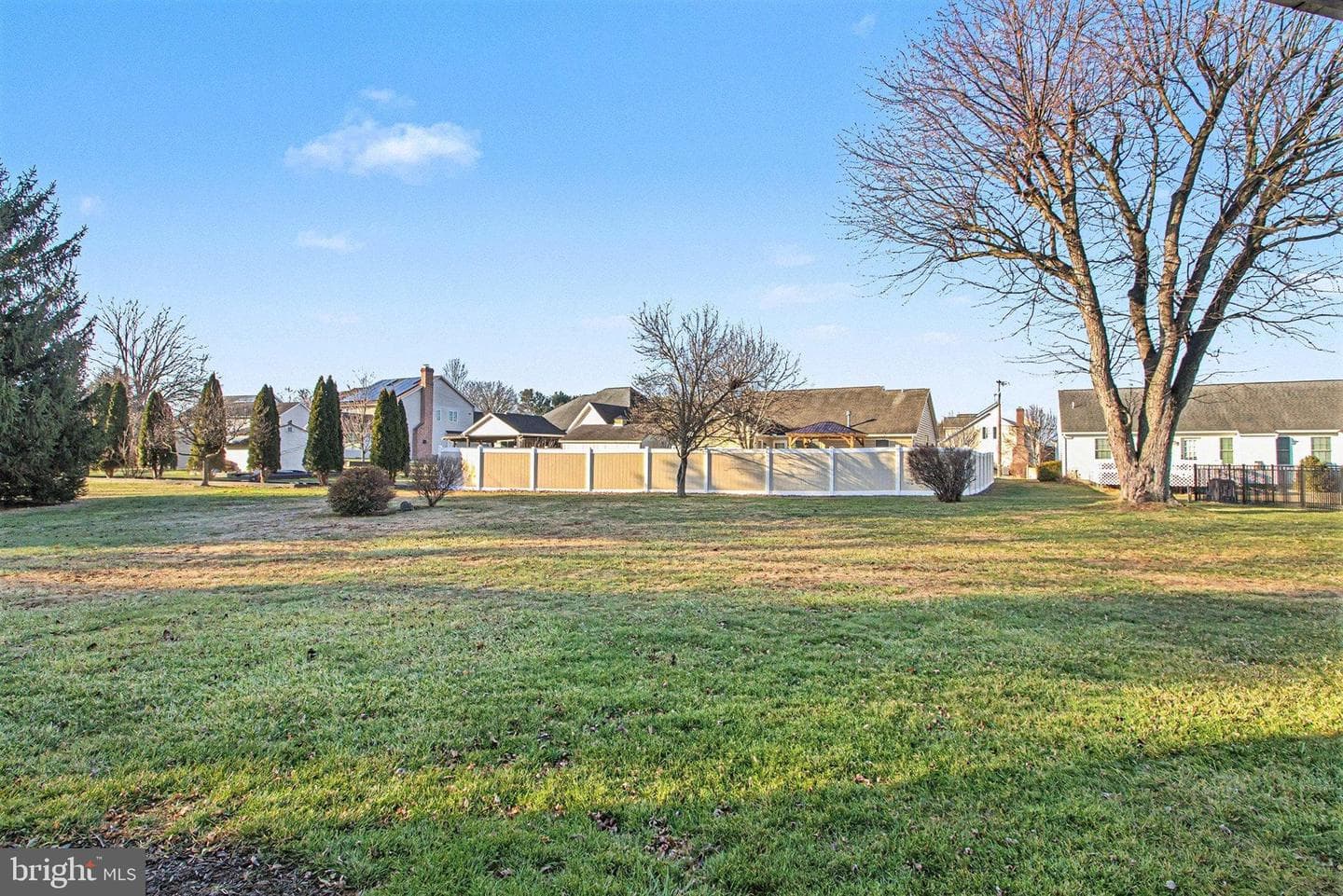 440 Croghan Drive photo 29