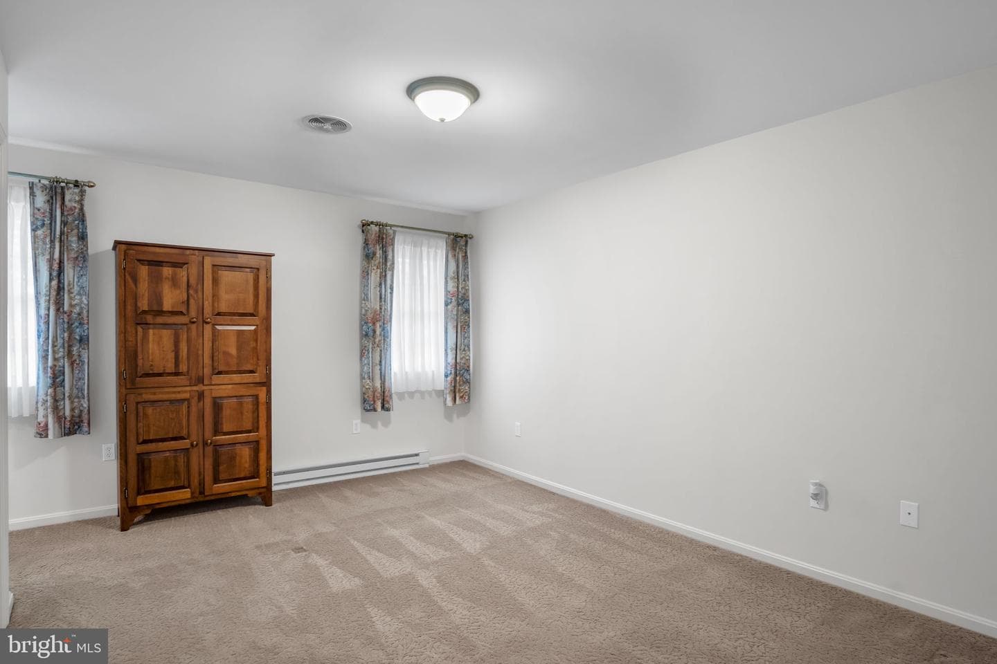 705 Sutton Drive photo 15