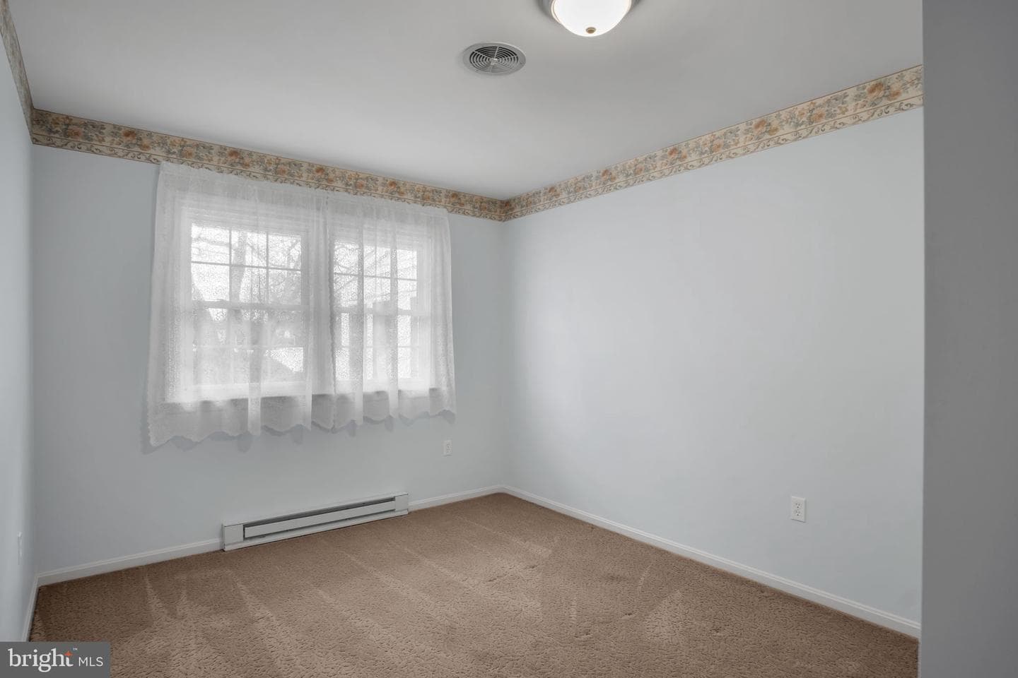 705 Sutton Drive photo 19