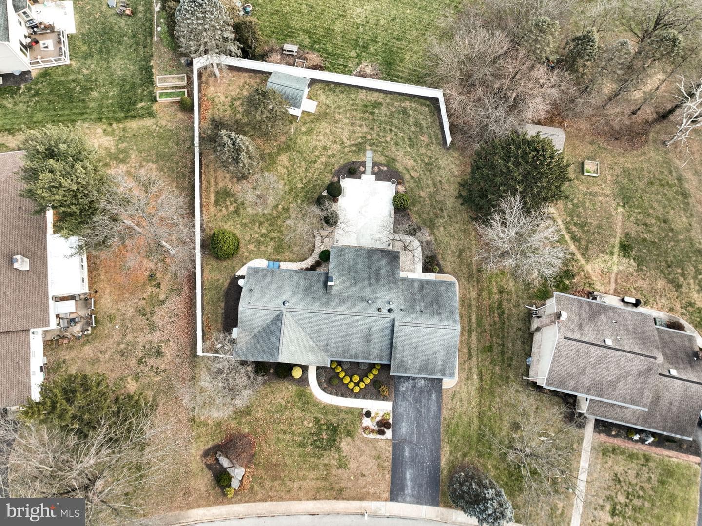 705 Sutton Drive photo 5