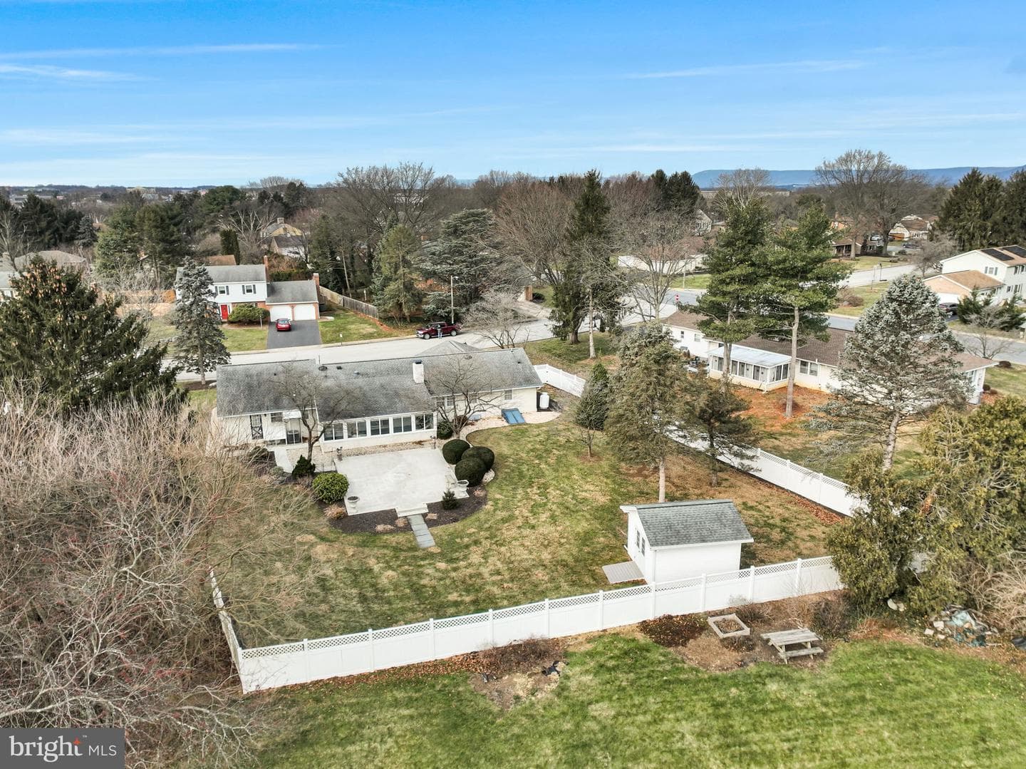 705 Sutton Drive photo 54