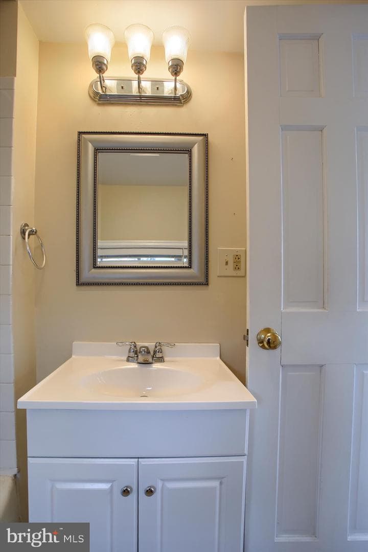 109 S Bedford Street photo 11