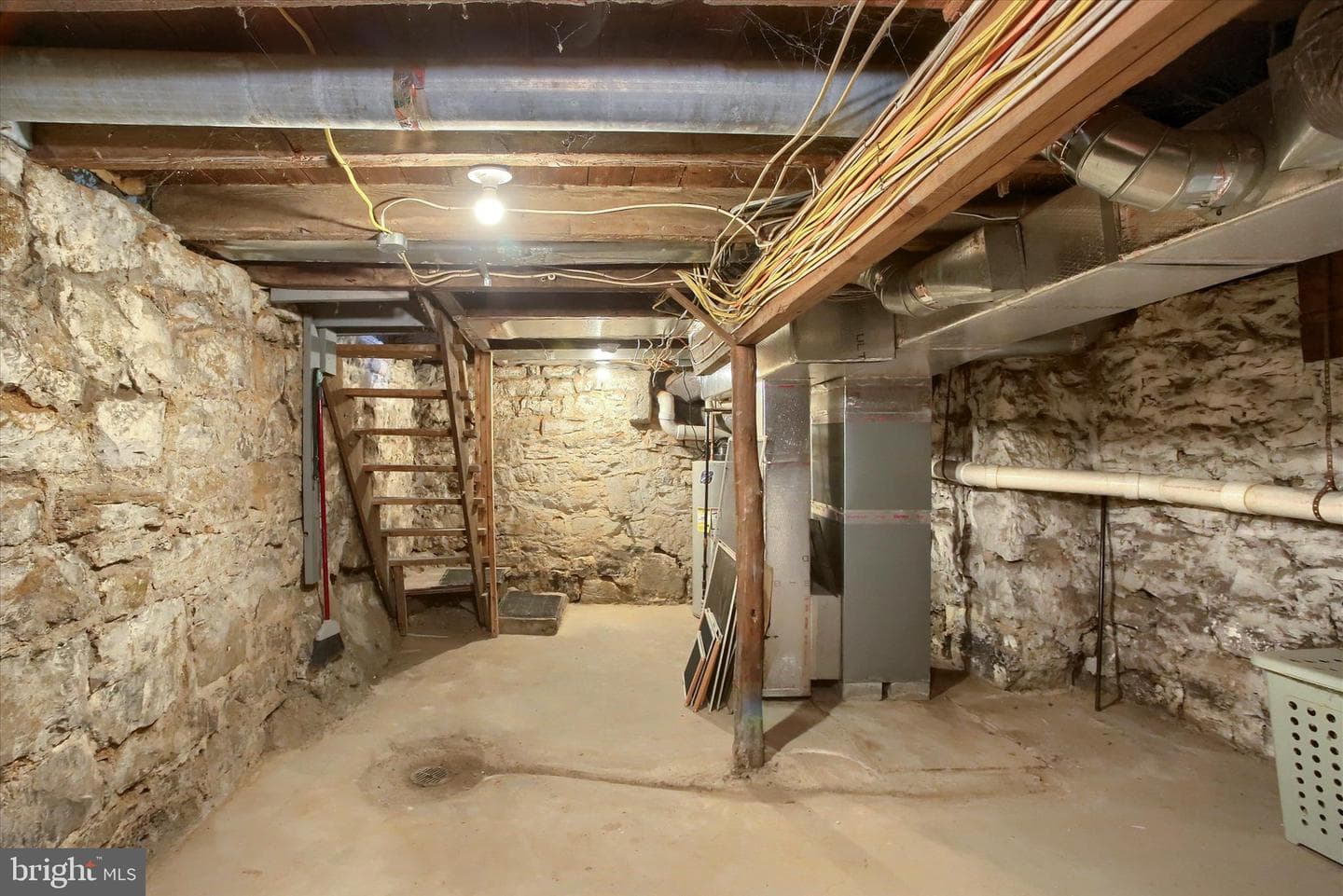 109 S Bedford Street photo 21