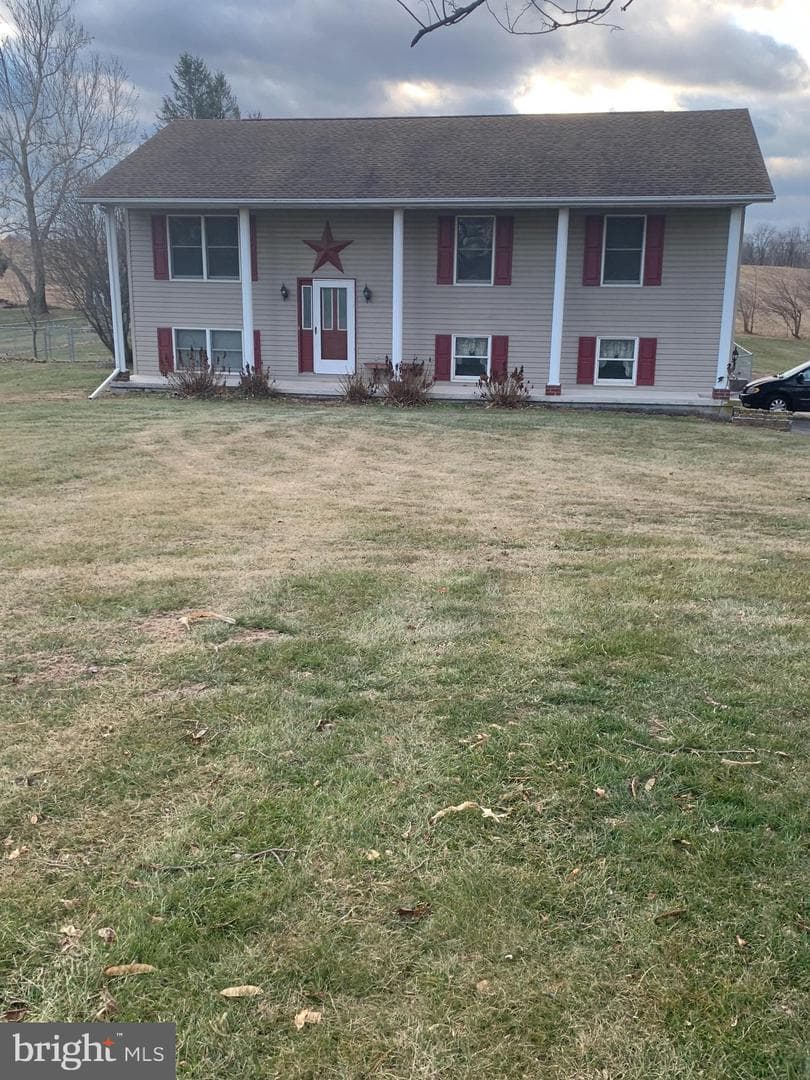 222 Smith Road photo 2