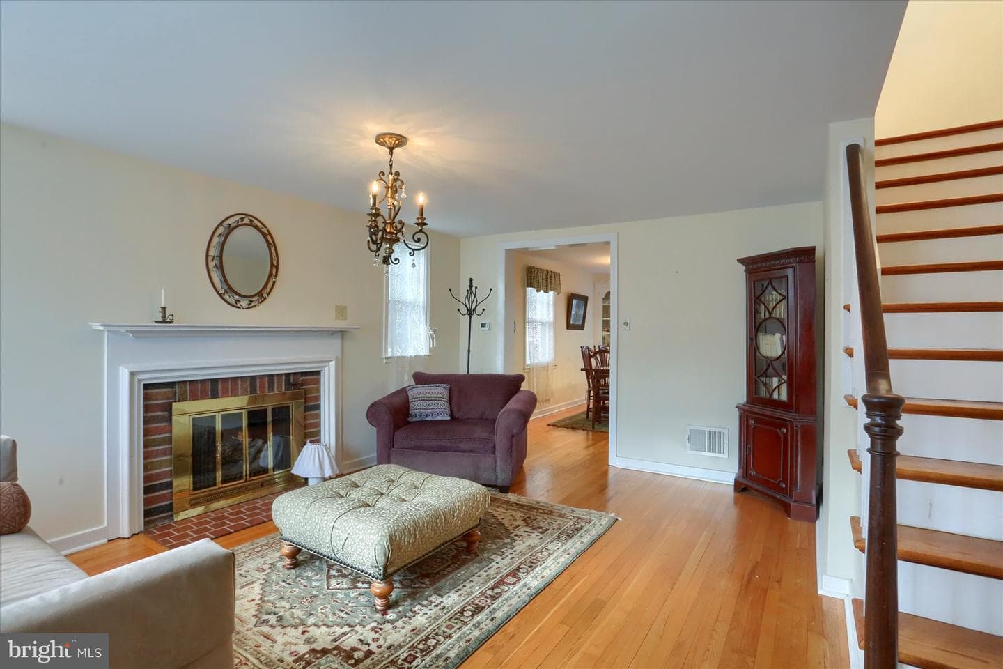257 W Willow Street photo 7