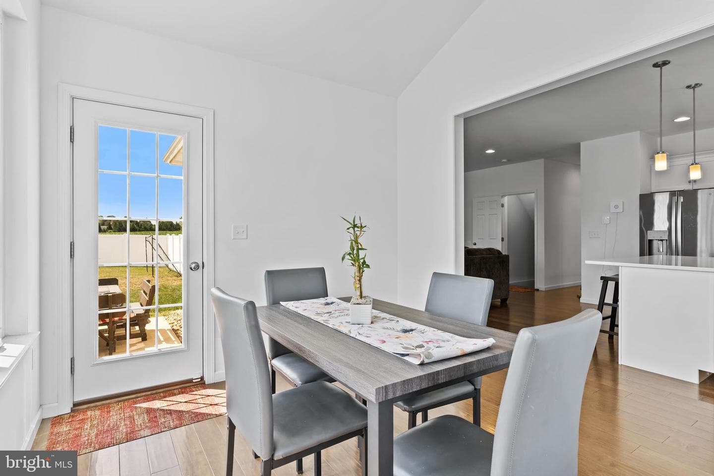 25 Eldon Lane Lane photo 17