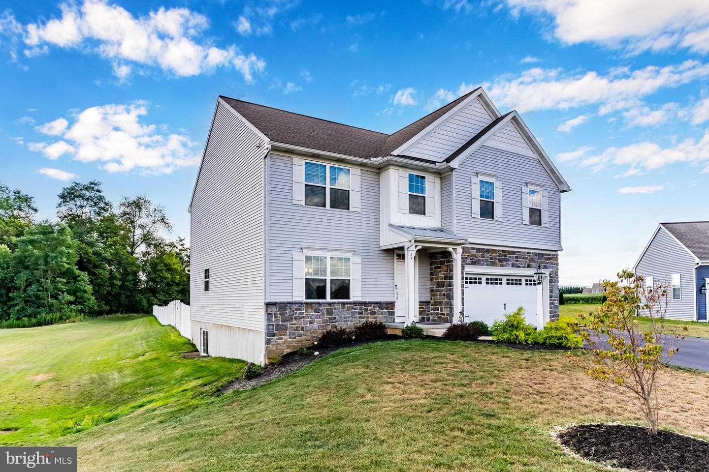 25 Eldon Lane Lane photo 2
