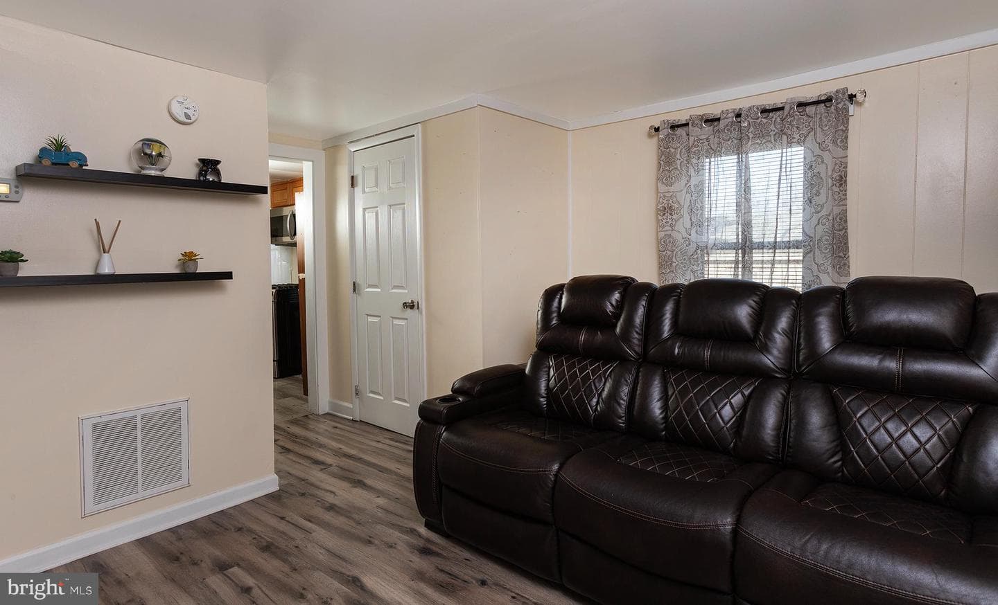 1102 Rana Villa Avenue photo 7