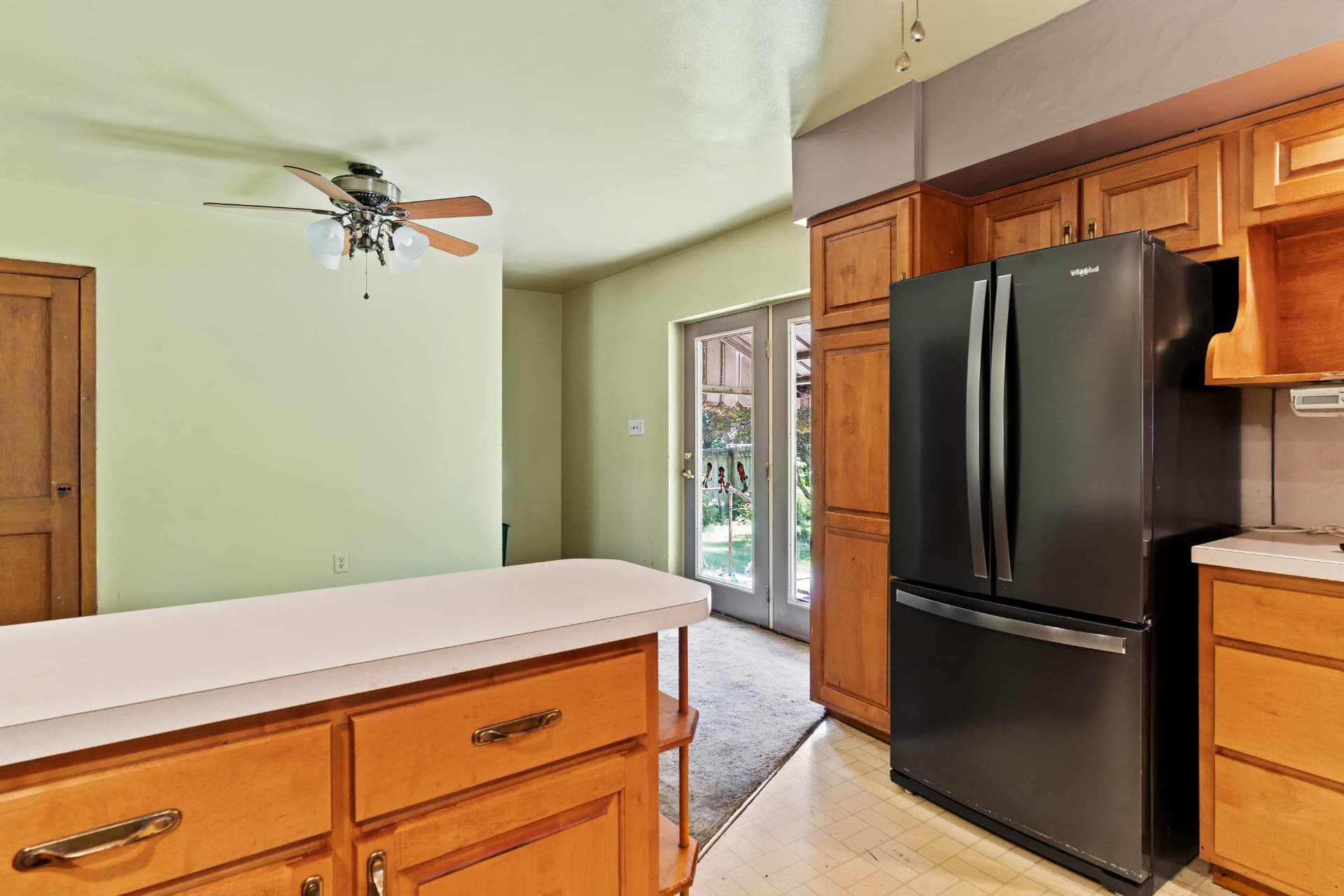 351 Lowther Street photo 9