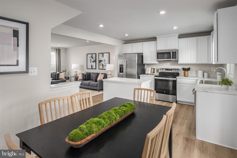 4 Margaret Way #57c photo 4