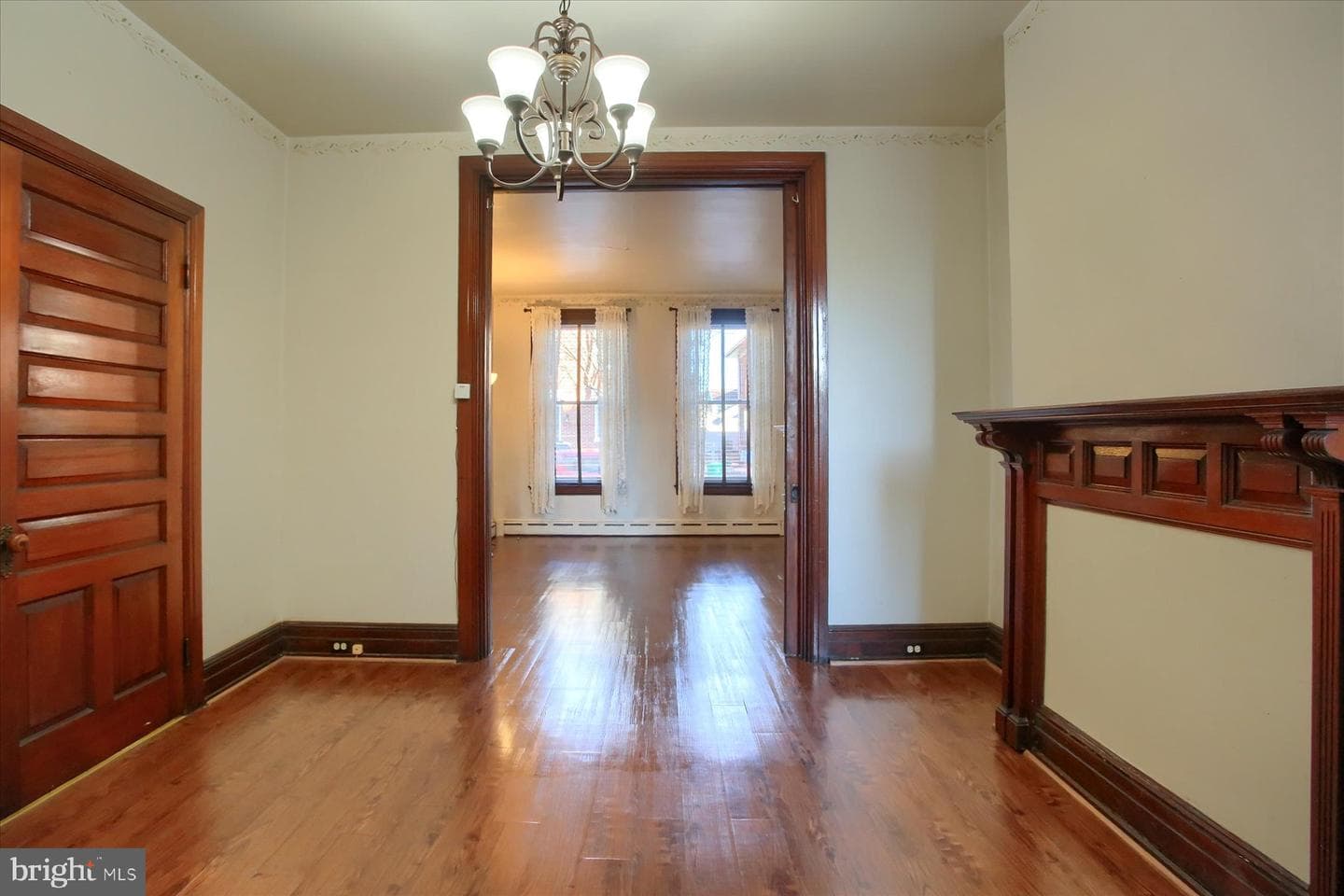 48 E North Street photo 14