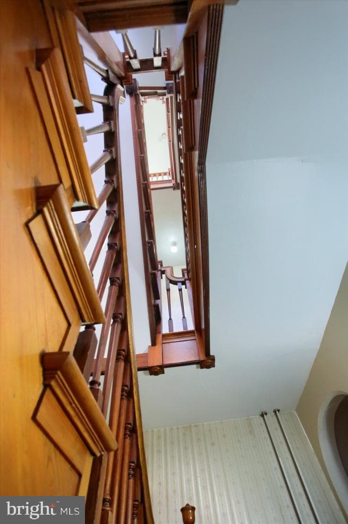 48 E North Street photo 22